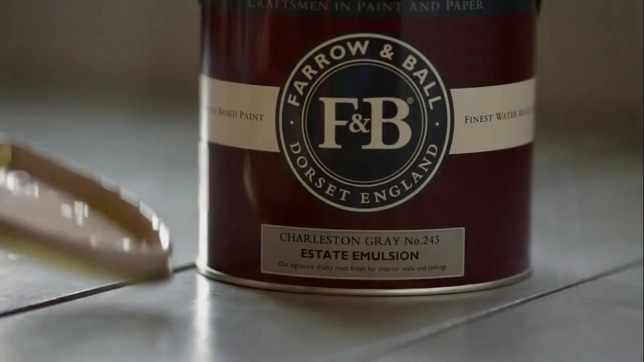Farrow & Ball Estate Charleston Gray No.243 Matt Emulsion Paint, 2.5L - Image 2