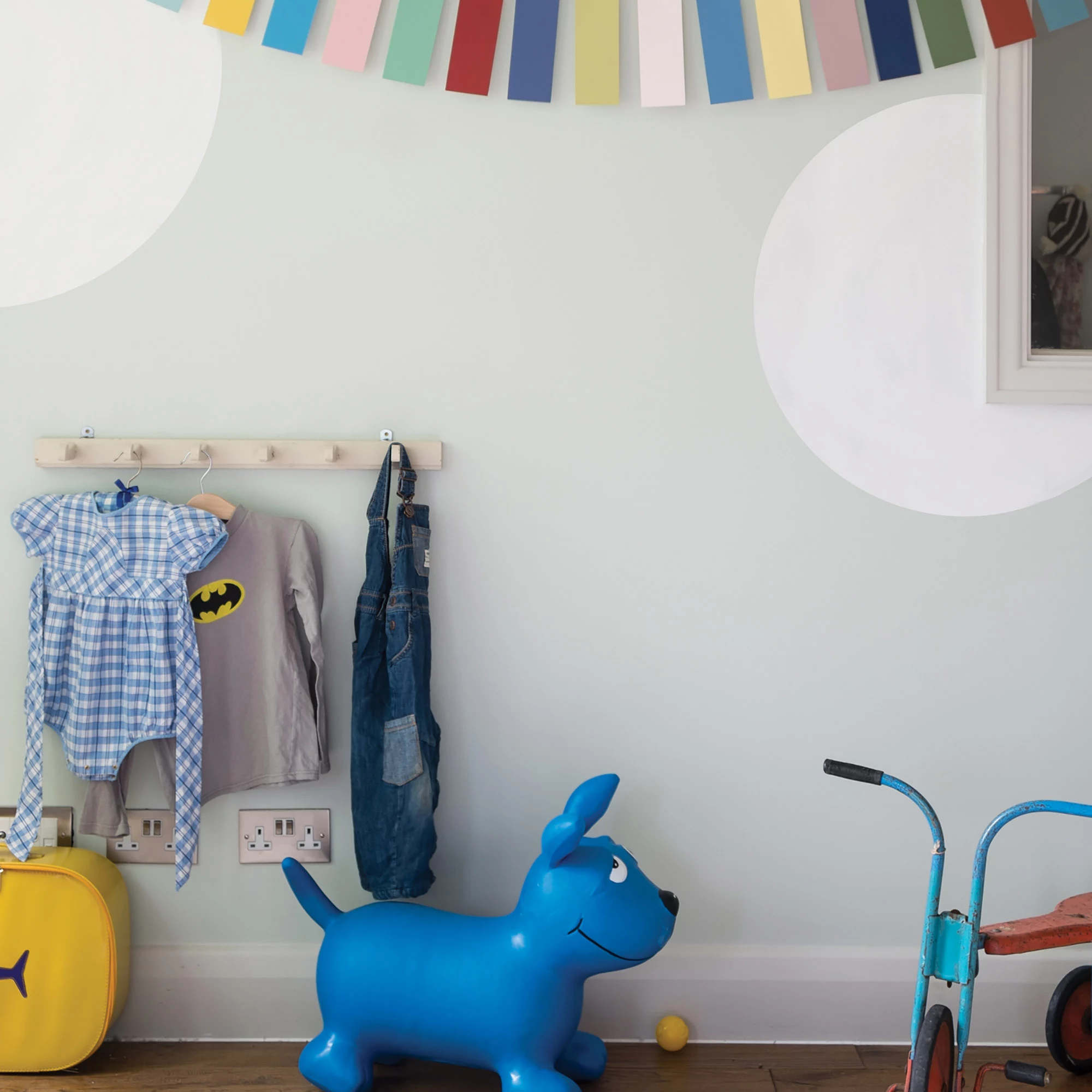 Farrow & Ball Estate Pale Powder No.204 Eggshell Paint, 750ml - Image 4