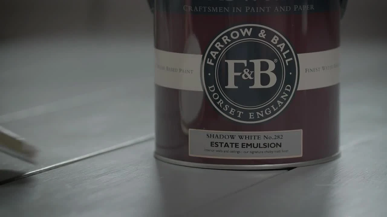 Farrow & Ball Estate Shadow White No.282 Matt Emulsion Paint, 2.5L - Image 2