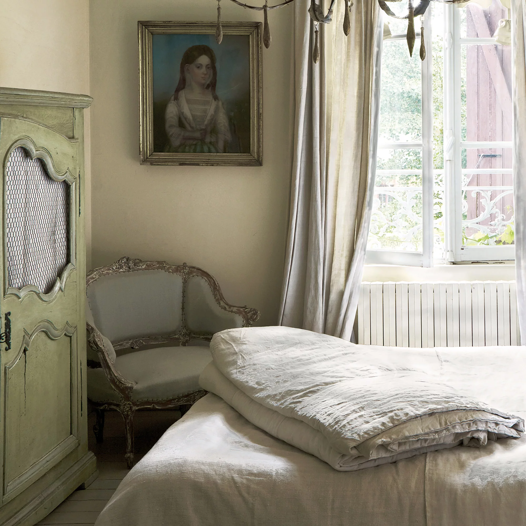 Farrow & Ball Modern Ball Green No.75 Eggshell Paint, 750ml - Image 4