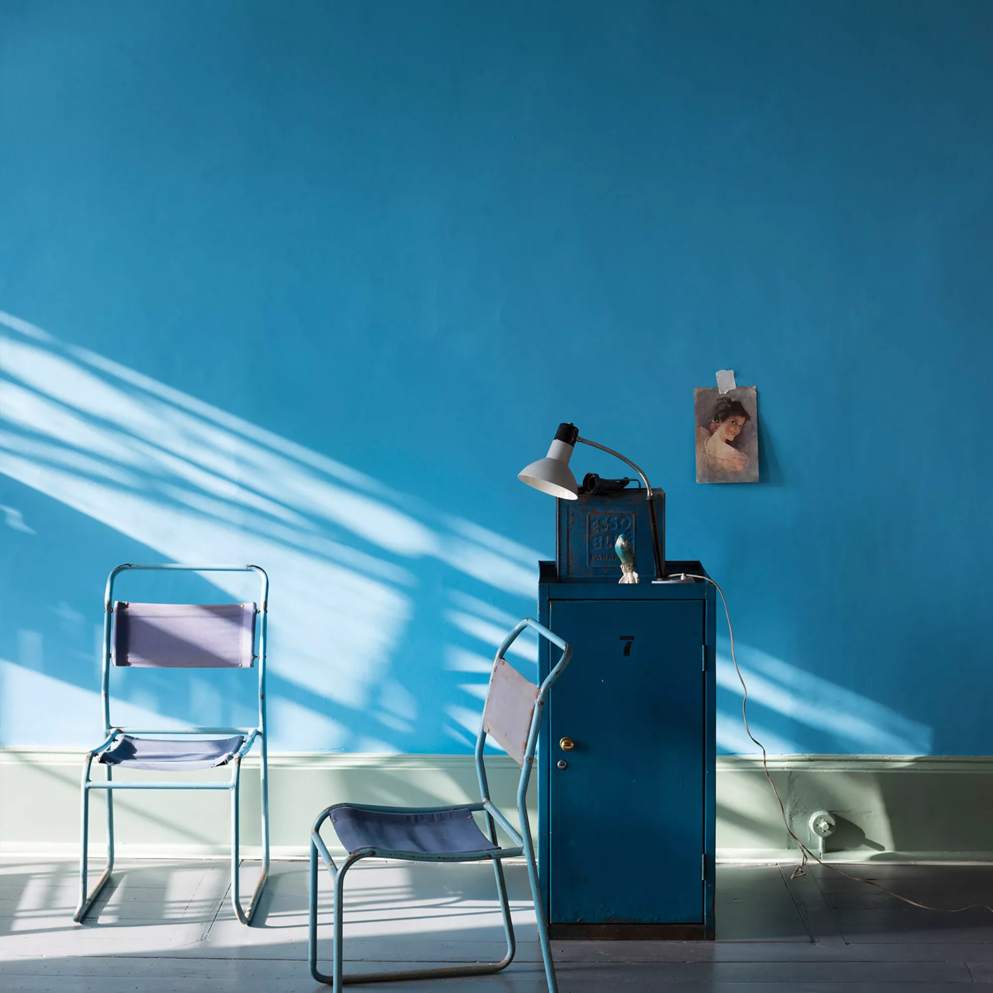 Farrow & Ball Modern St Giles Blue No.280 Matt Emulsion Paint, 2.5L - Image 4